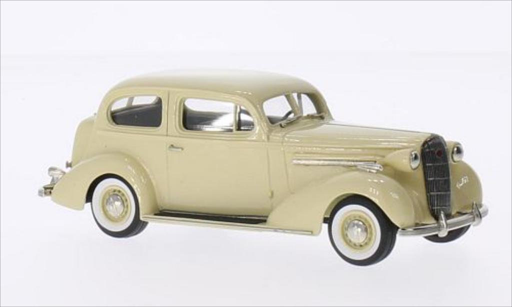Buick Special 1/43 Brooklin Victoria Coupe M-48 beige 1936 modelauto