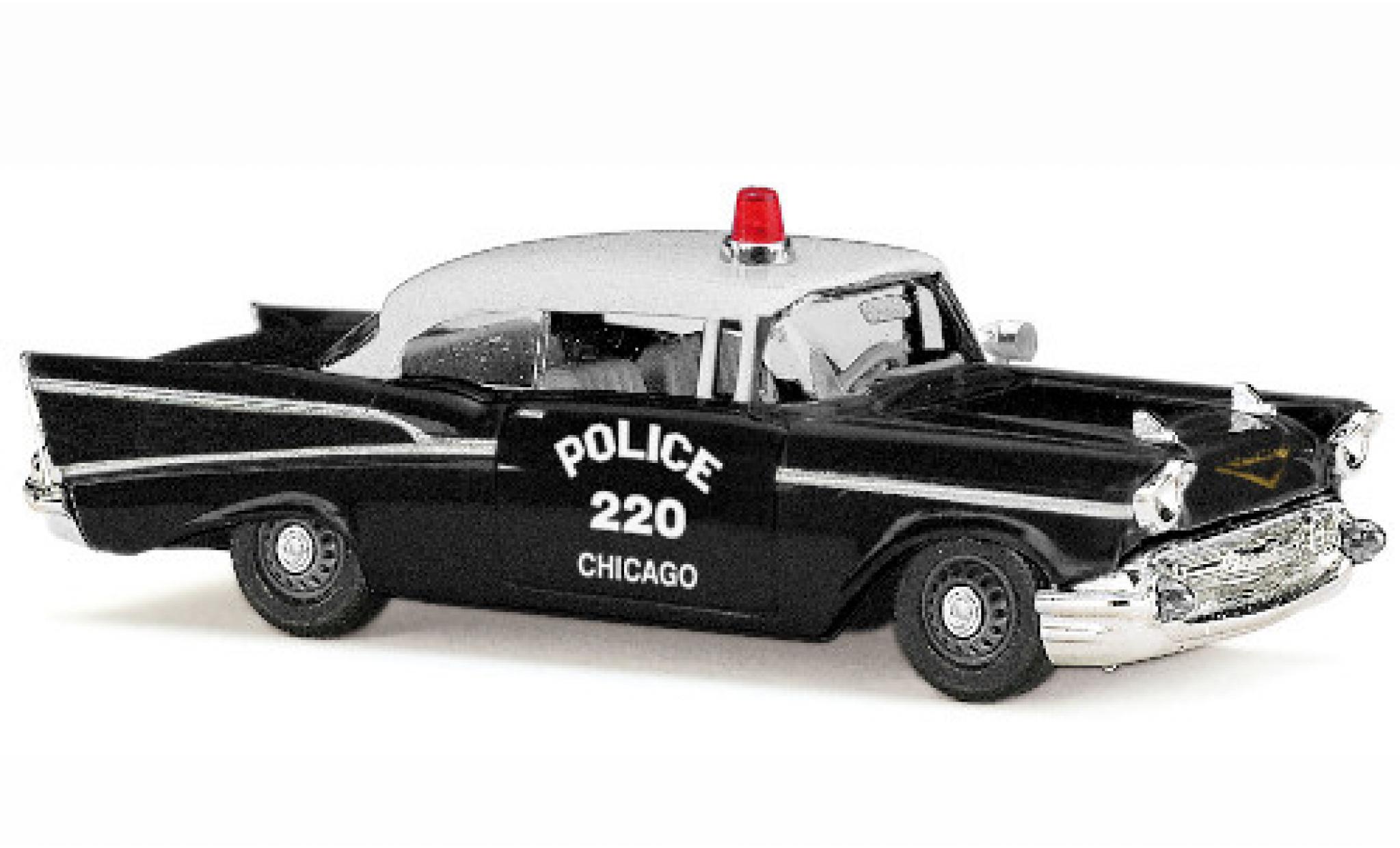 Chevrolet Bel Air 1/87 Busch Chicago Politie 1957 modelauto