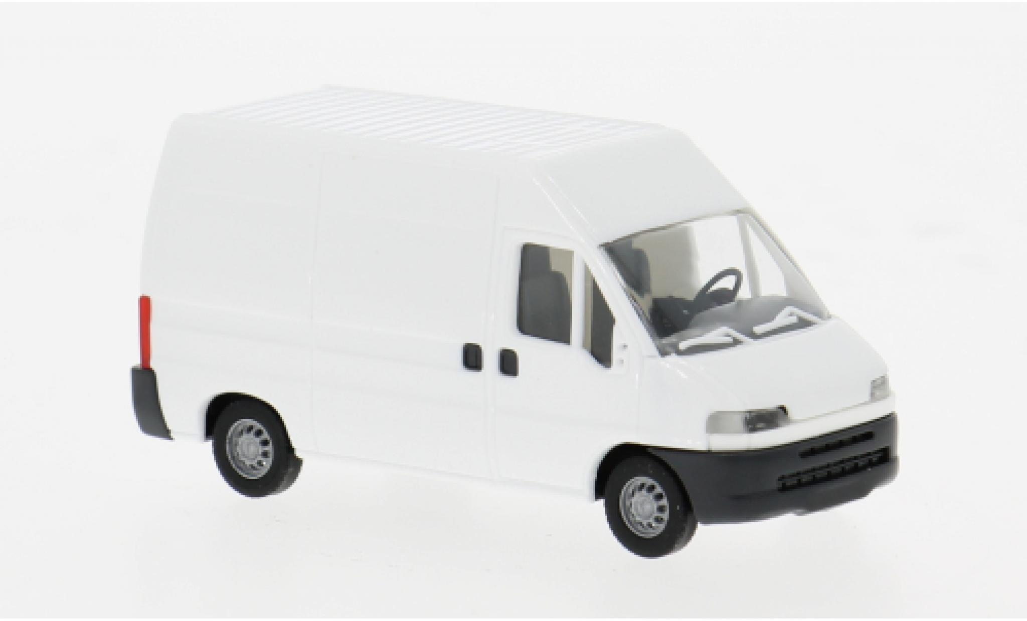 Fiat Ducato 1/87 Busch wit 2018 1:87 modelauto