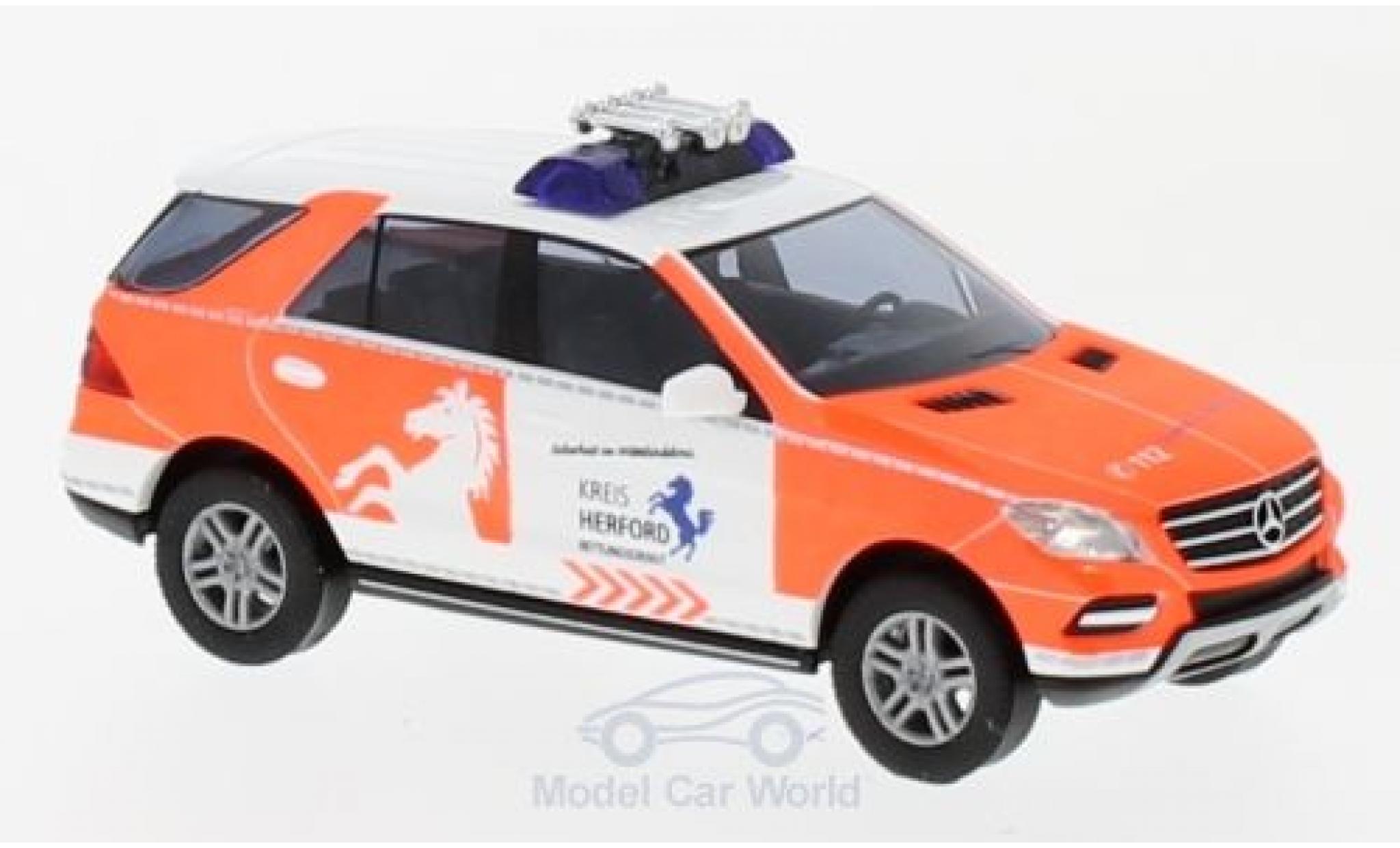 Mercedes Classe M 1/87 Busch (W164) Notarzt Herford 2005 modelauto