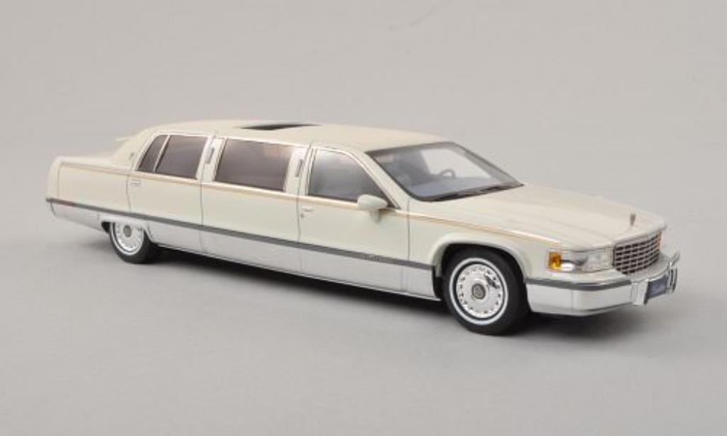 Cadillac Fleetwood 1/43 GLM Sedan wit/matt-wit 1991 modelauto