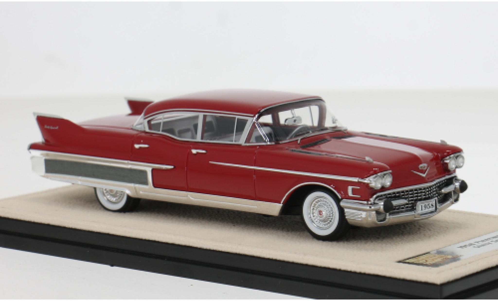 Cadillac Fleetwood 1/43 Stamp Models Sixty Special roze 1958 1:43 modelauto