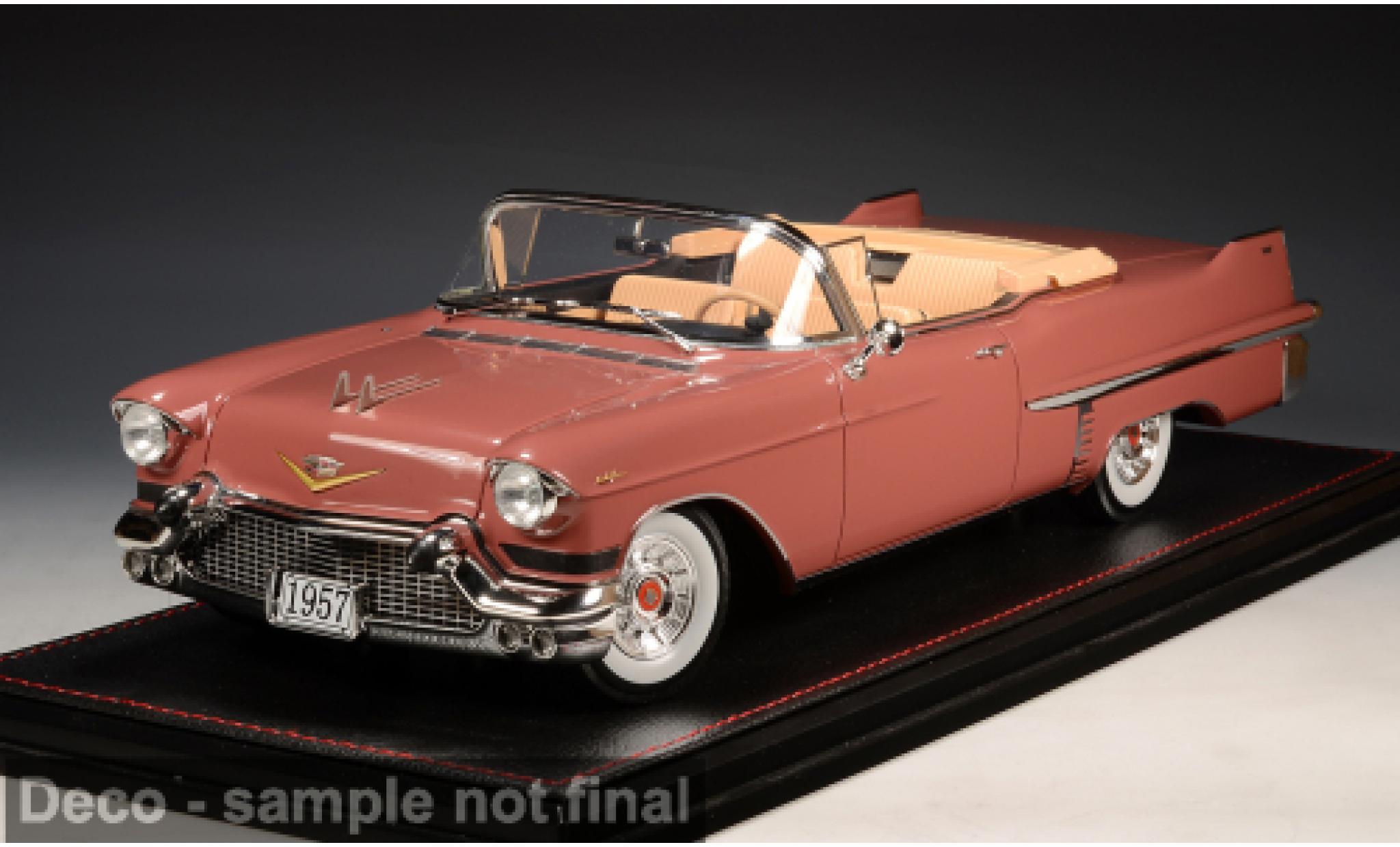 Cadillac Series 62 1/18 Stamp Models Cabriolet roze 1957 1:18 modelauto