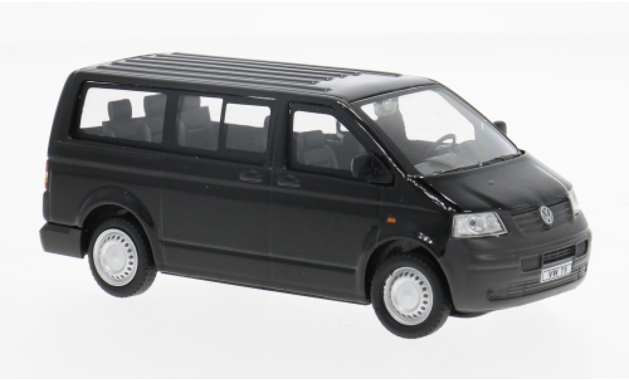 Volkswagen T5 1/43 Cararama zwart 2010 1:43 modelauto