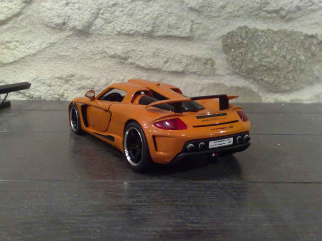 Gemballa Mirage GT 1/18 Maisto GT oranje modelauto