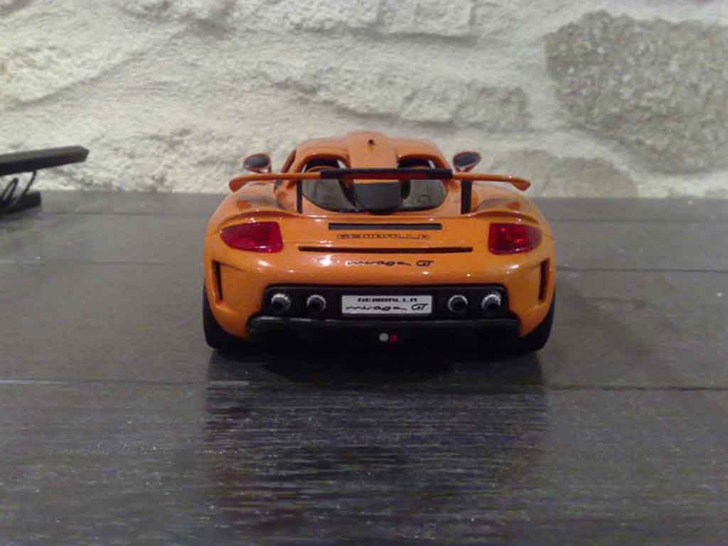 Gemballa Mirage GT oranje 1/18 Maisto