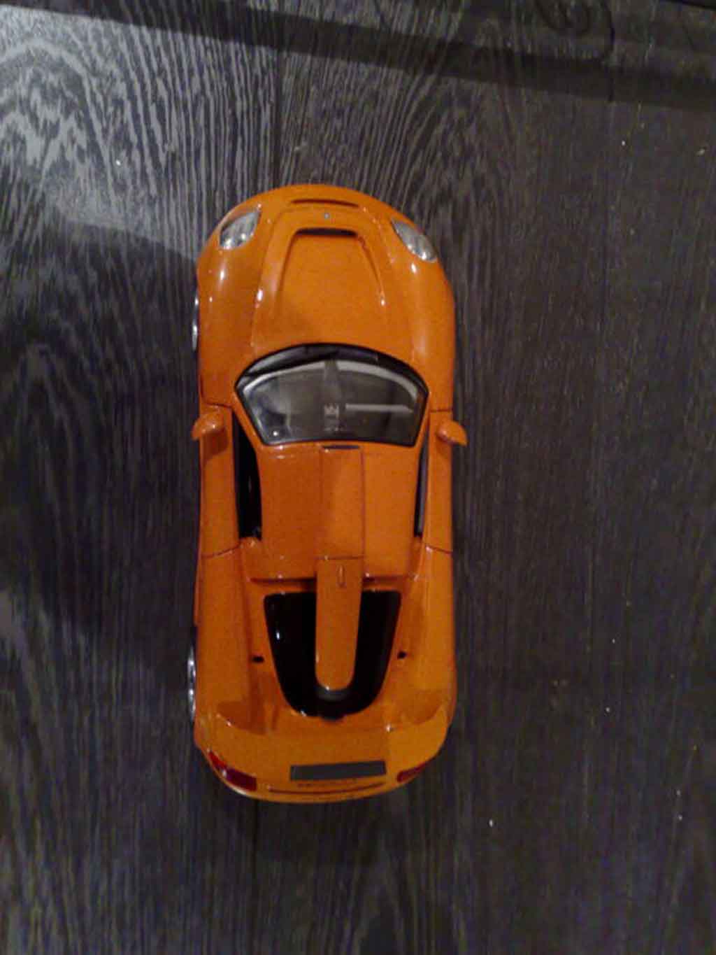 Gemballa Mirage GT oranje 1/18 Maisto