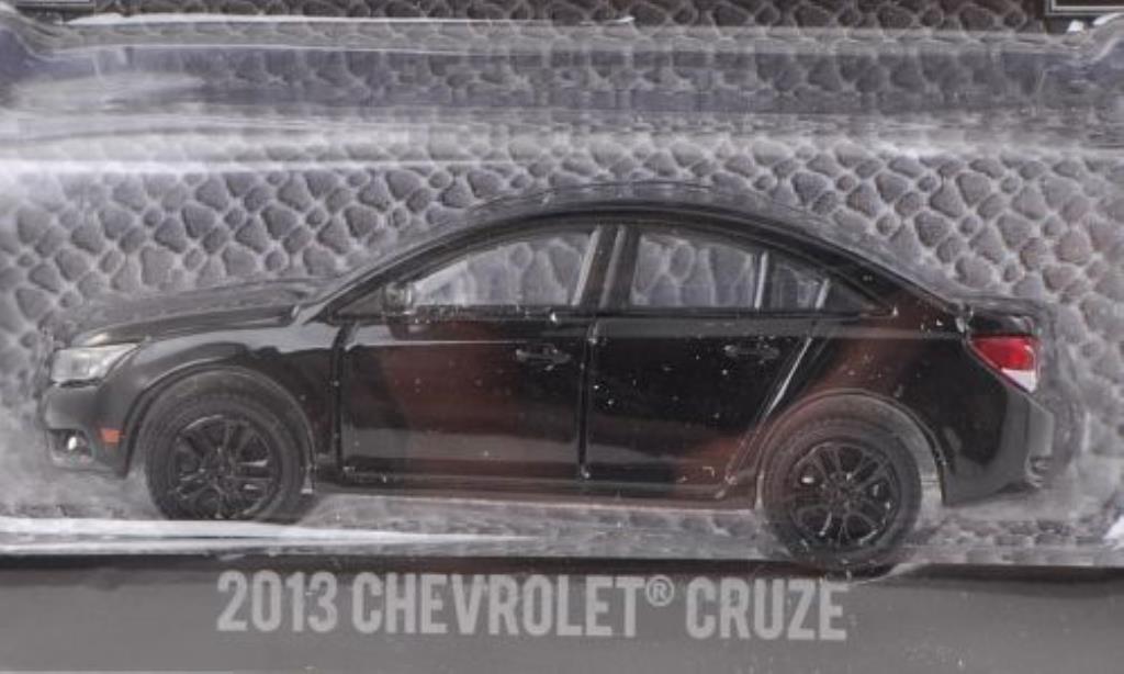 Chevrolet Cruze 1/64 Greenlight zwart 2013 modelauto