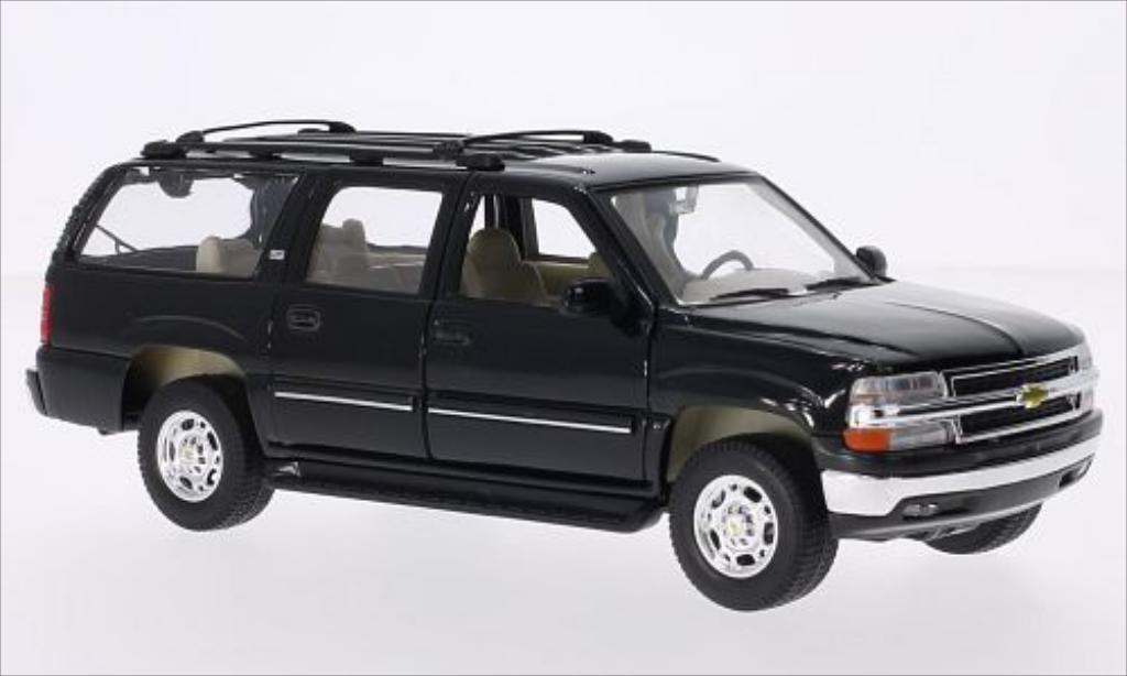 Chevrolet Suburban 1/24 Welly zwart 2001 modelauto