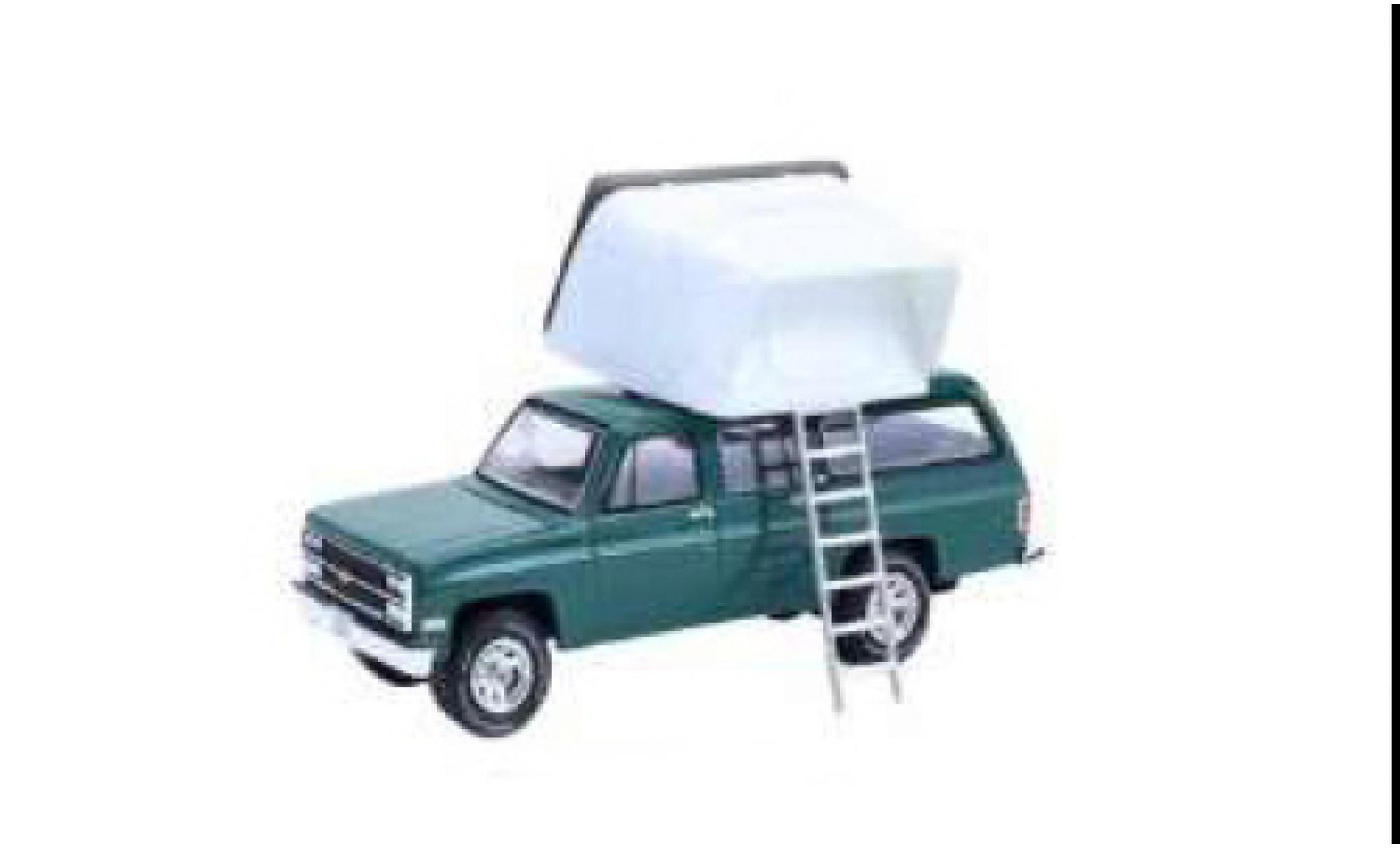 Chevrolet Suburban 1/64 Greenlight turquoise 1990 1:64 modelauto