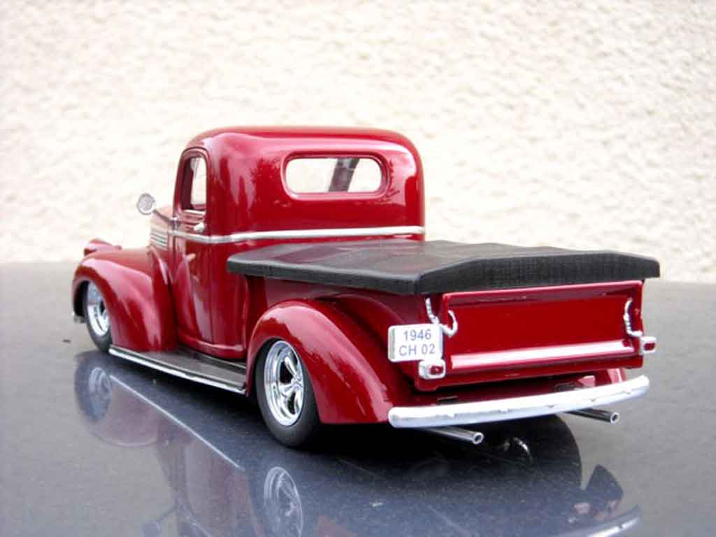 Chevrolet 1946 pickup pick up 1/18 Solido