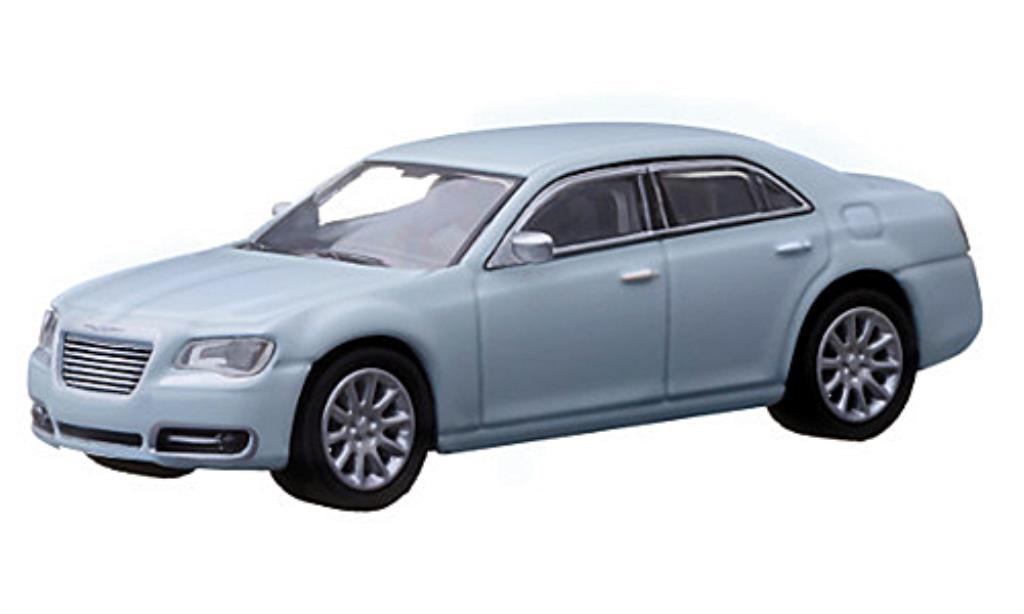 Chrysler 300C 1/64 Greenlight blauw 2013 modelauto