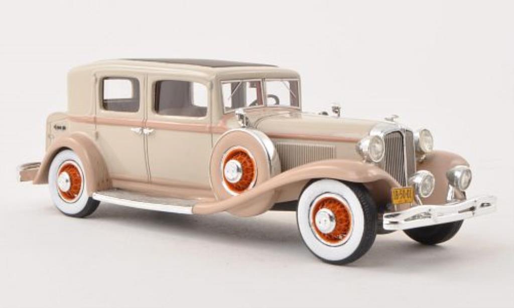 Chrysler Imperial 1/43 GLM CG Club Sedan beige modelauto