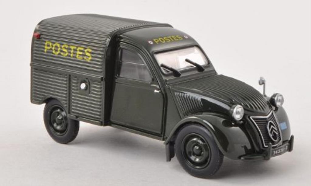 Citroen 2CV 1/32 Universal Hobbies La Poste modelauto