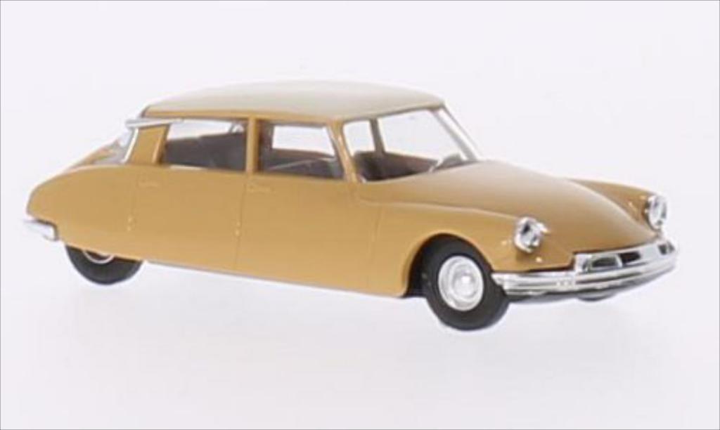 Citroen DS 19 1/87 Busch 19 bruin/beige modelauto