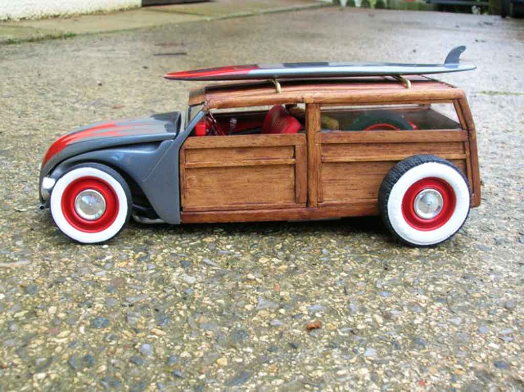 Citroen 2CV Berline woody the wooden horse hot rod 1/18 Solido