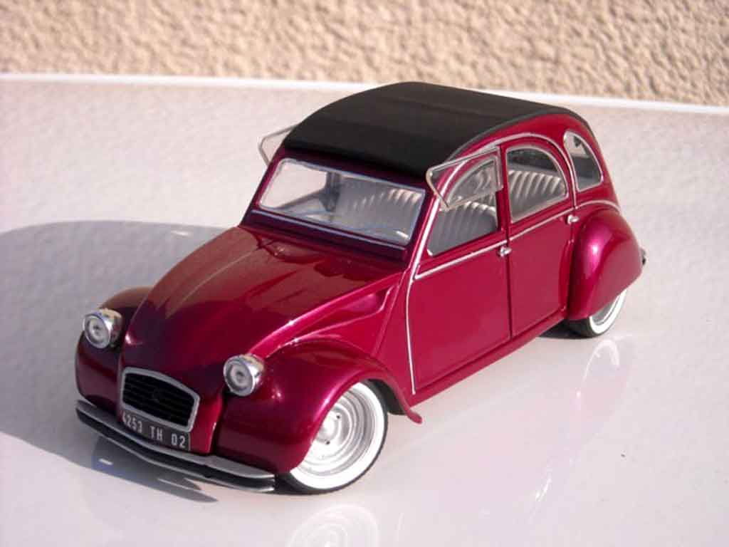 Citroen 2CV Berline custom blush effect 1/18 Solido