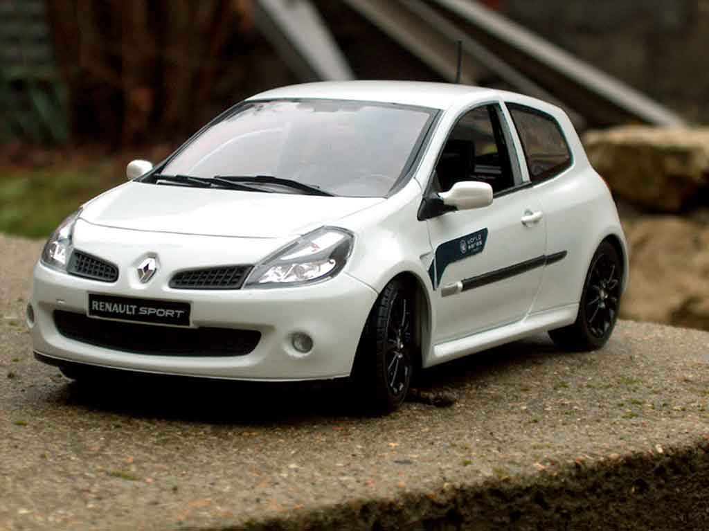 Renault Clio 3 RS 1/18 Solido 3 RS wsr modelauto