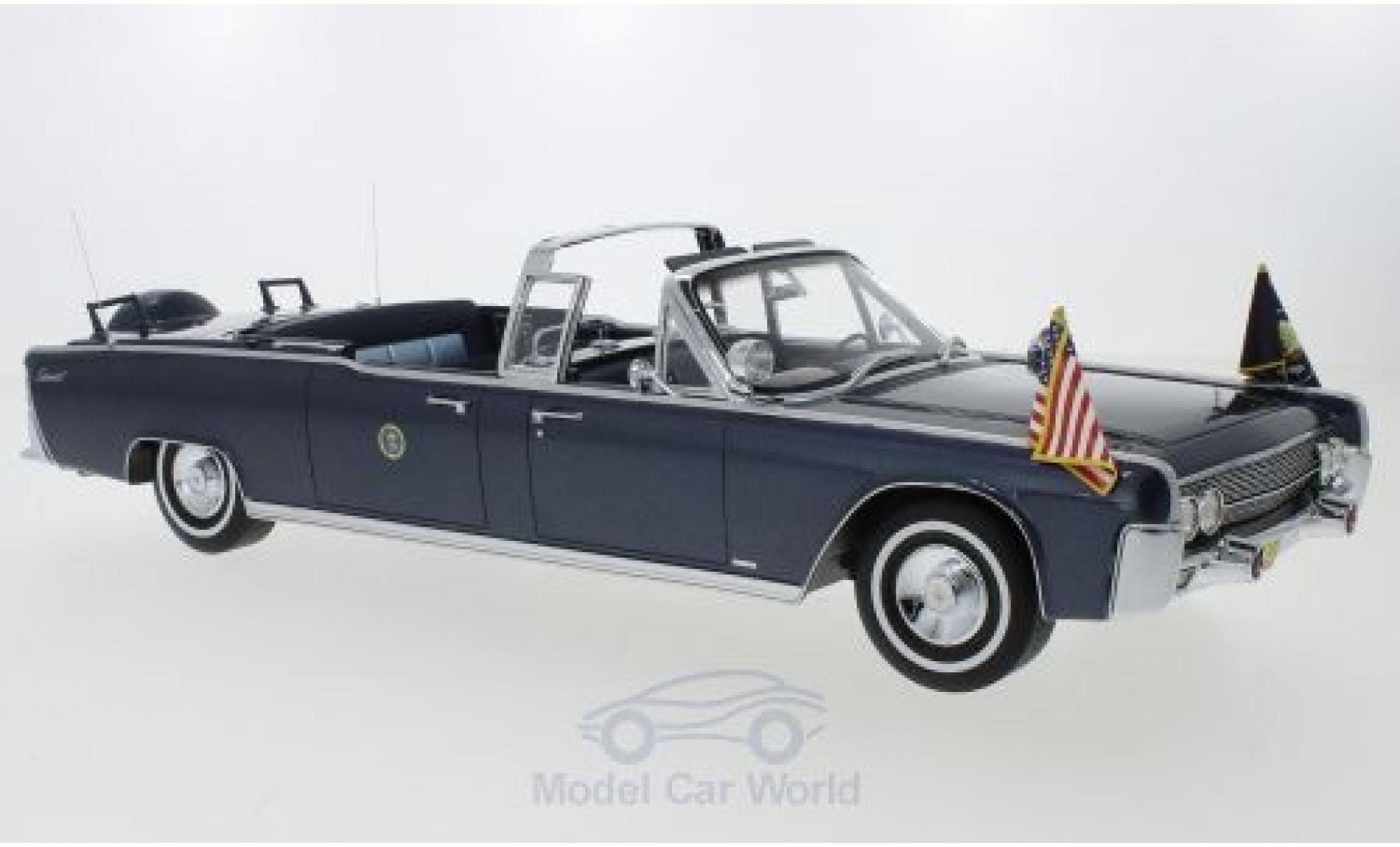Lincoln Continental 1/18 CMF SS-100-X metallic blauw John F. Kennedy 1961 modelauto
