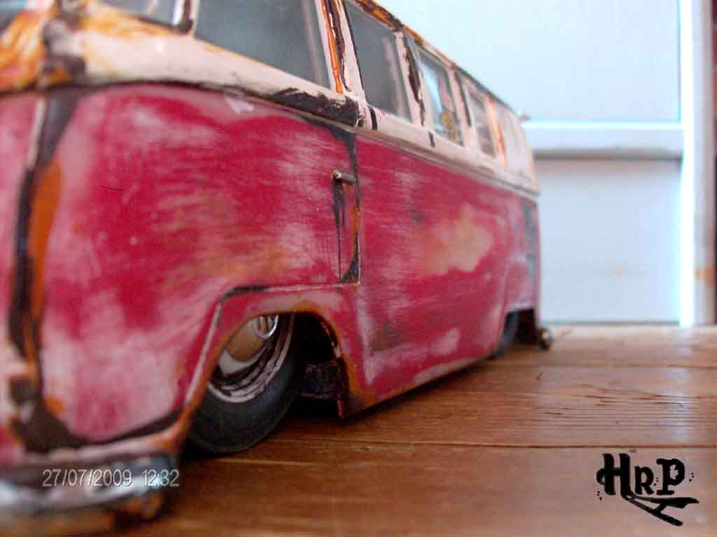 Volkswagen Combi Base hoodride 1/18 Solido