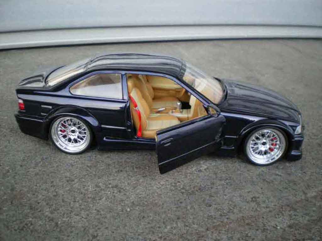 Bmw M3 coupe GTR E36 blauw jantes larges 1/18 Ut Models
