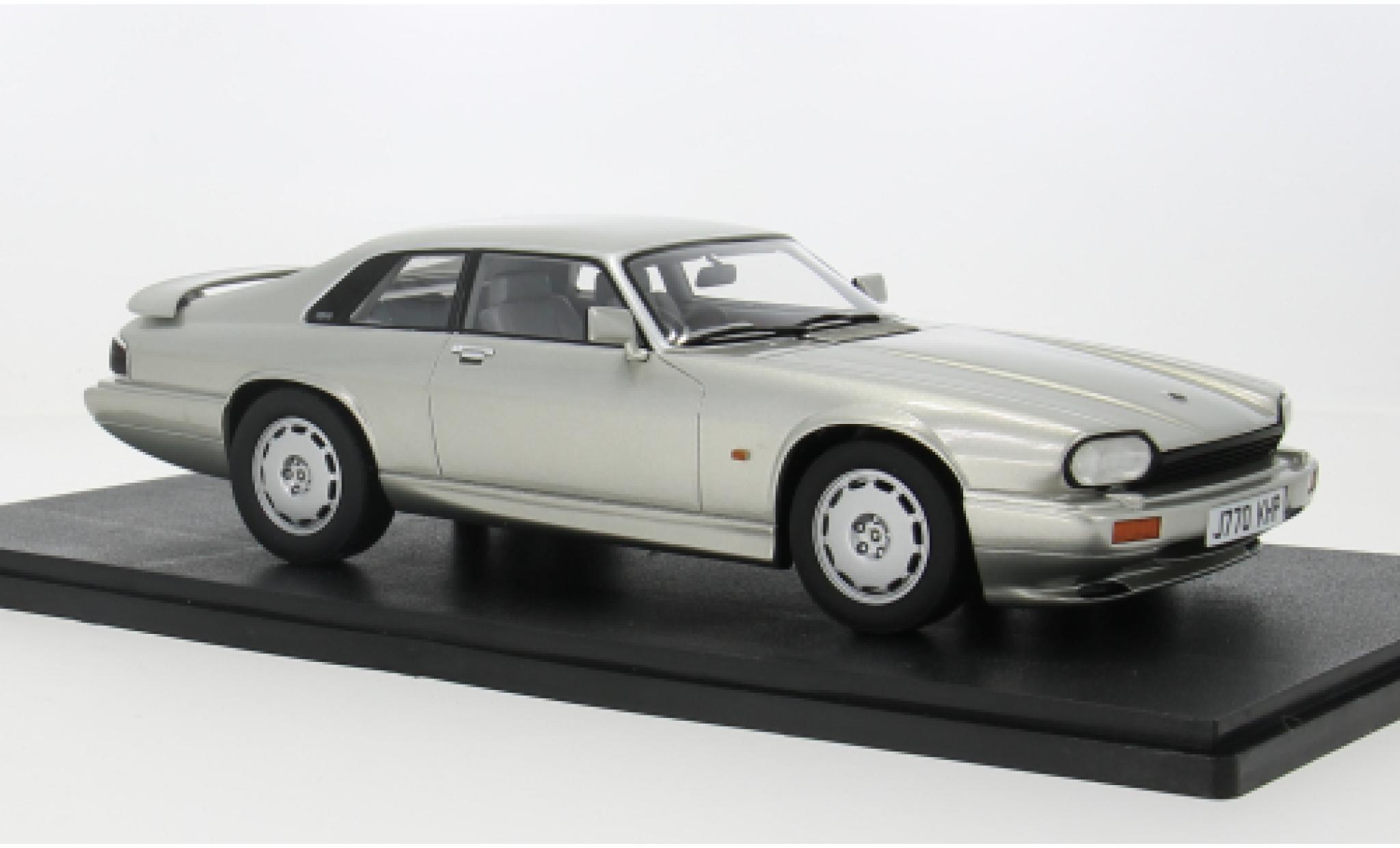Jaguar XJ 1/18 Cult Scale Models R-S grijs 1993 1:18 modelauto