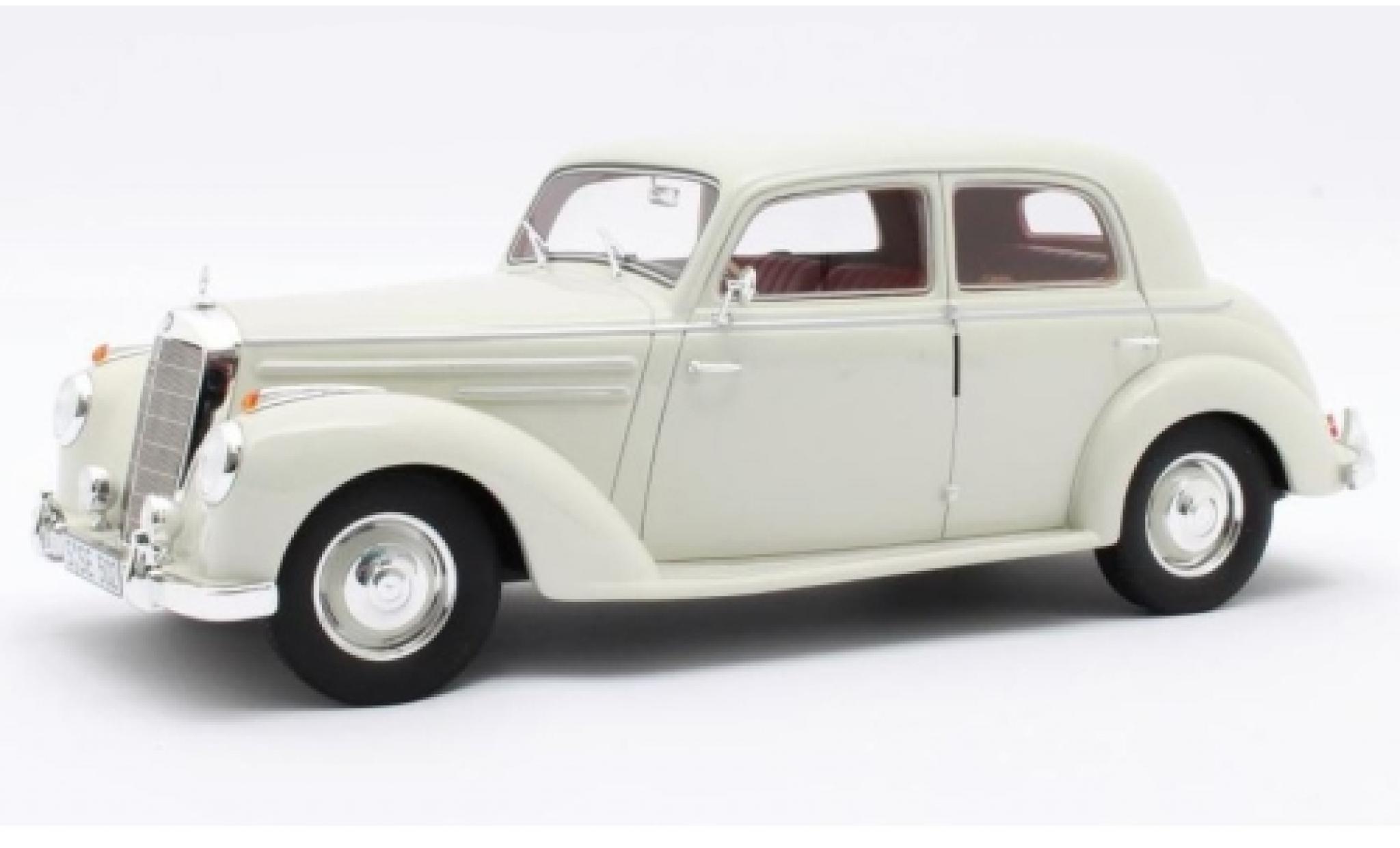 Mercedes 220 1/18 Cult Scale Models (W187) beige 1953 modelauto