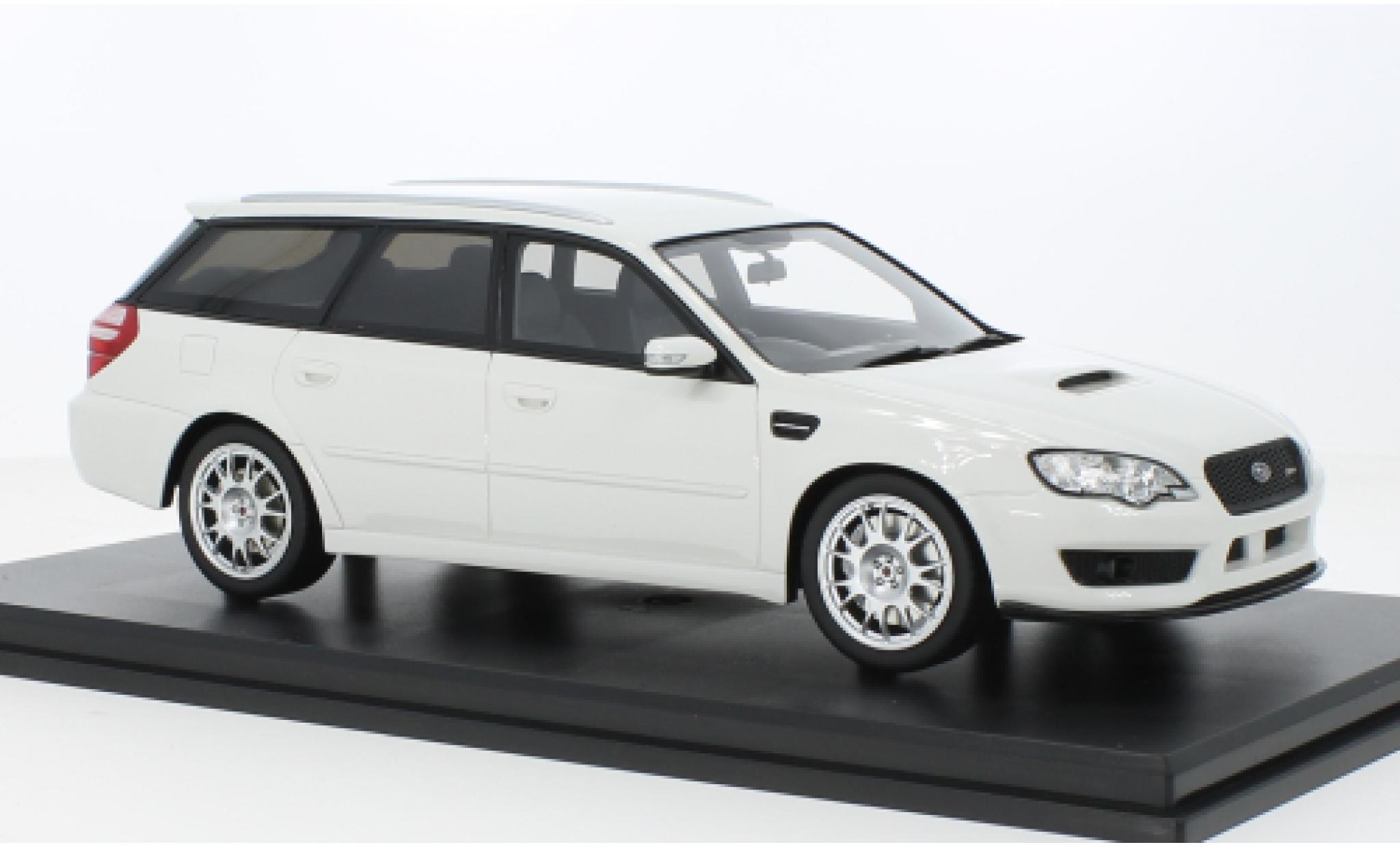 Subaru Legacy 1/18 DNA Collectibles Touring Wagon STI wit 2007 modelauto