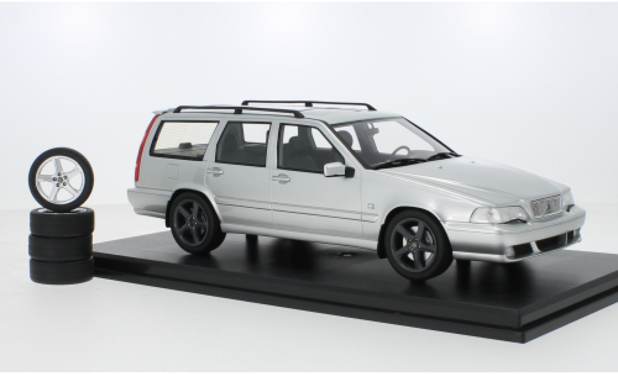 Volvo V70 1/18 DNA Collectibles P80 d 1996 modelauto