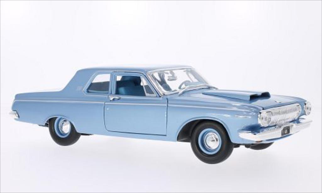Dodge 330 1/18 Maisto metallic blauw 1963 modelauto
