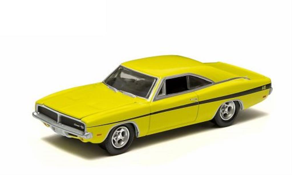 Dodge Charger 1/64 Greenlight R/T geel 1969 modelauto