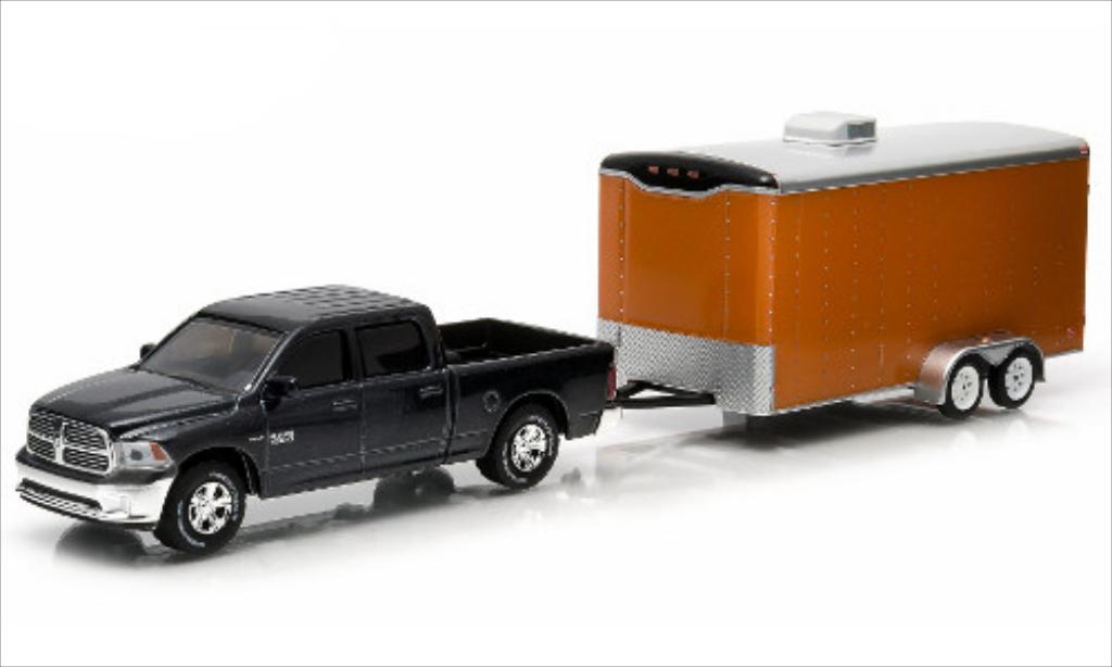 Dodge RAM 1/64 Greenlight 1500 mit 2-Achs-Autotransporthanger 2014 modelauto