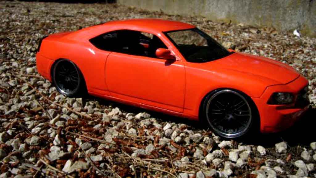 Dodge Charger Daytona 1/18 Welly Daytona daytona coupe west coast customs sema 2005 modelauto