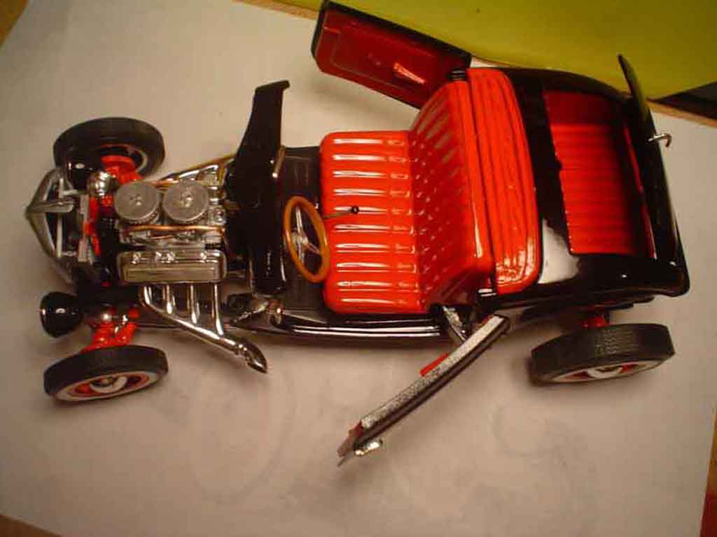 Ford 1934 Hot Rod roadster 1/18 Ertl