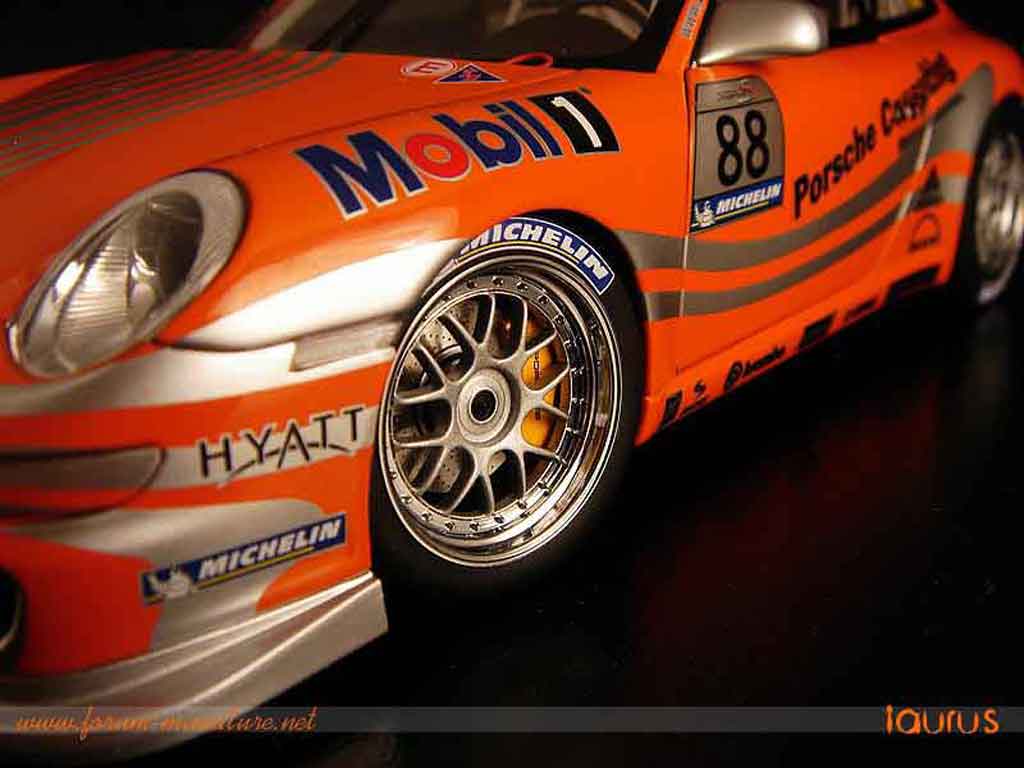 Porsche 911 GT3 CUP vip #88 1/18 Autoart