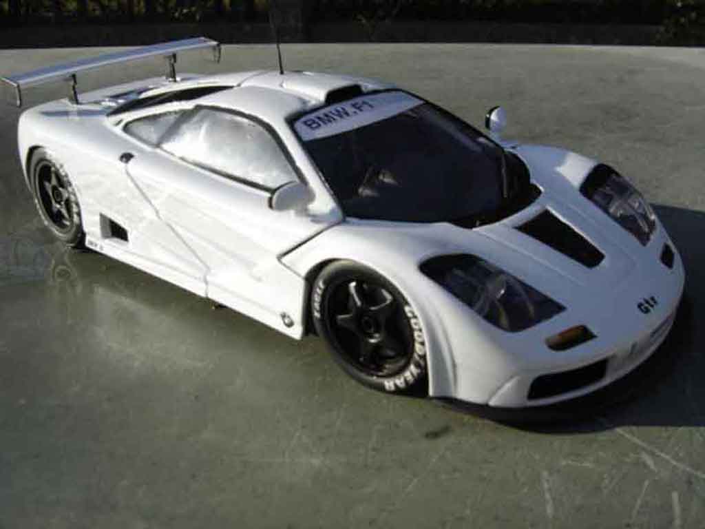 McLaren F1 GTR GTR wit 1/18 Ut Models