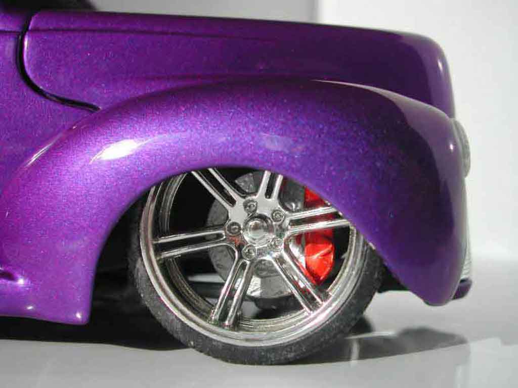 Ford 1940 Hot Rod 1/18 Universal Hobbies