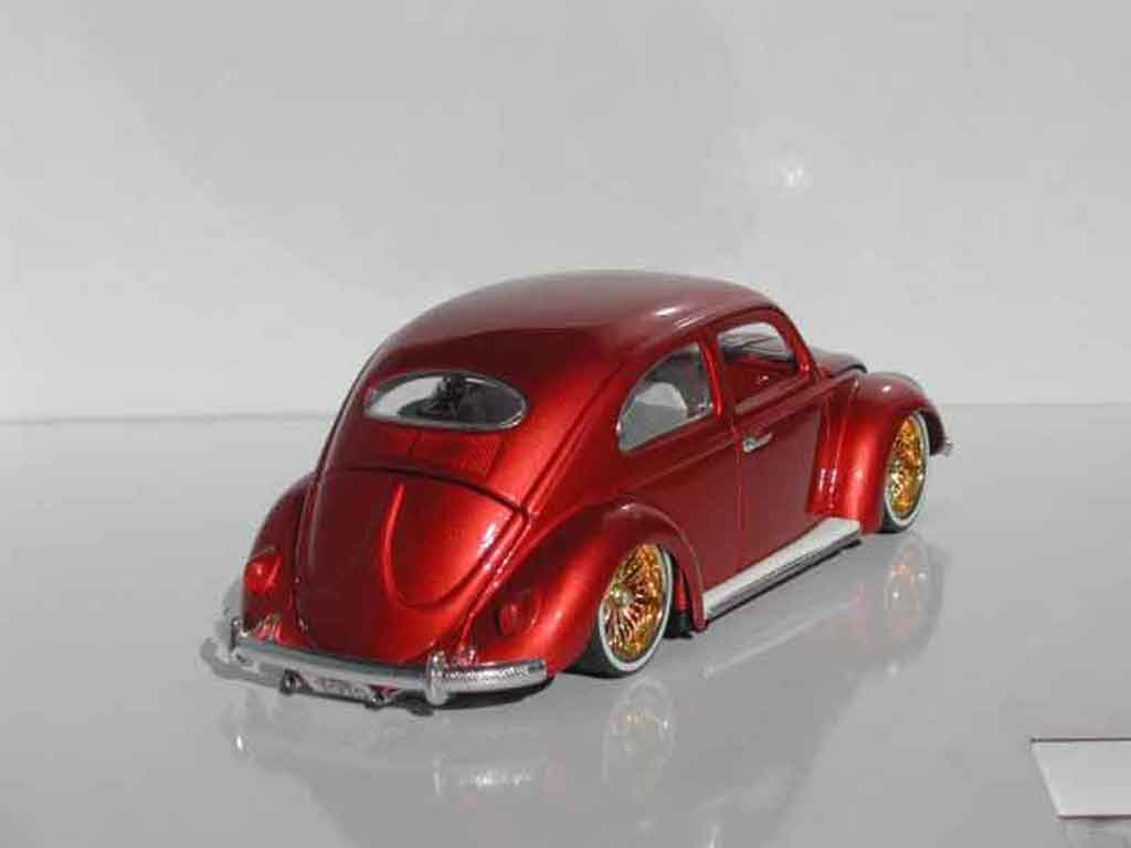 Volkswagen Kafer Base cox ovale low rider 1/18 Burago