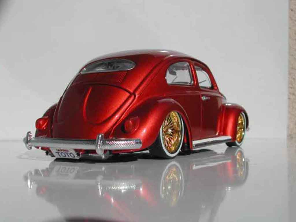 Volkswagen Kafer Base cox ovale low rider 1/18 Burago