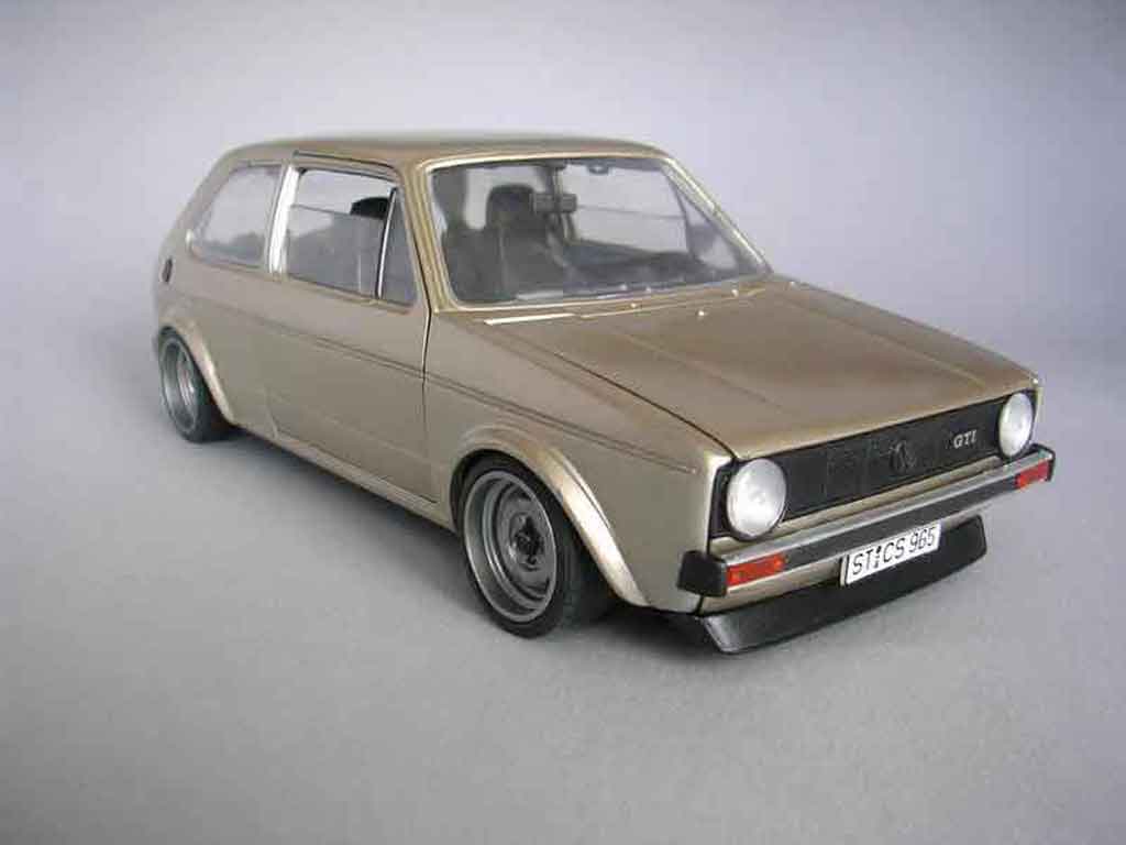 Volkswagen Golf 1 GTI 1/18 Solido 1 GTI moteur g60 modelauto