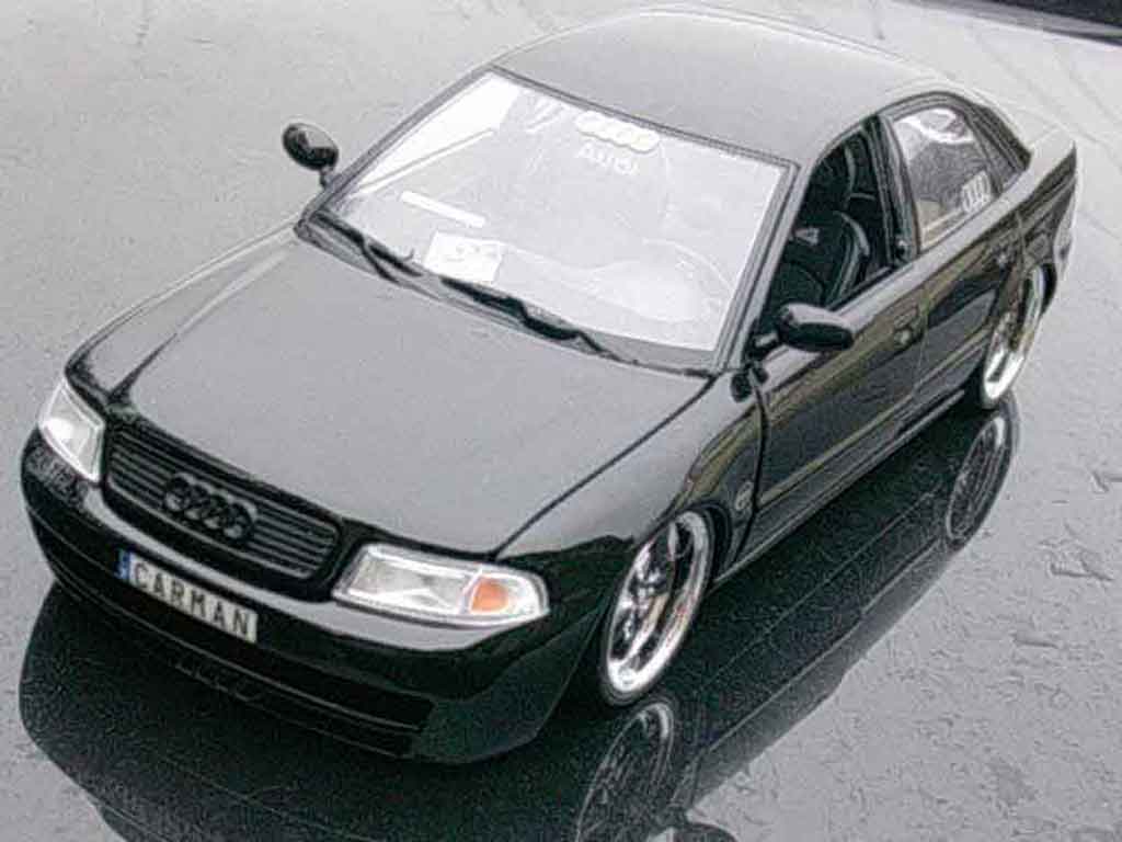 Audi A4 1/18 Ut Models s4 zwart modelauto