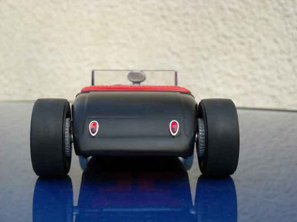 Ford 1932 Hot Rod drag zwart 1/18 Ertl