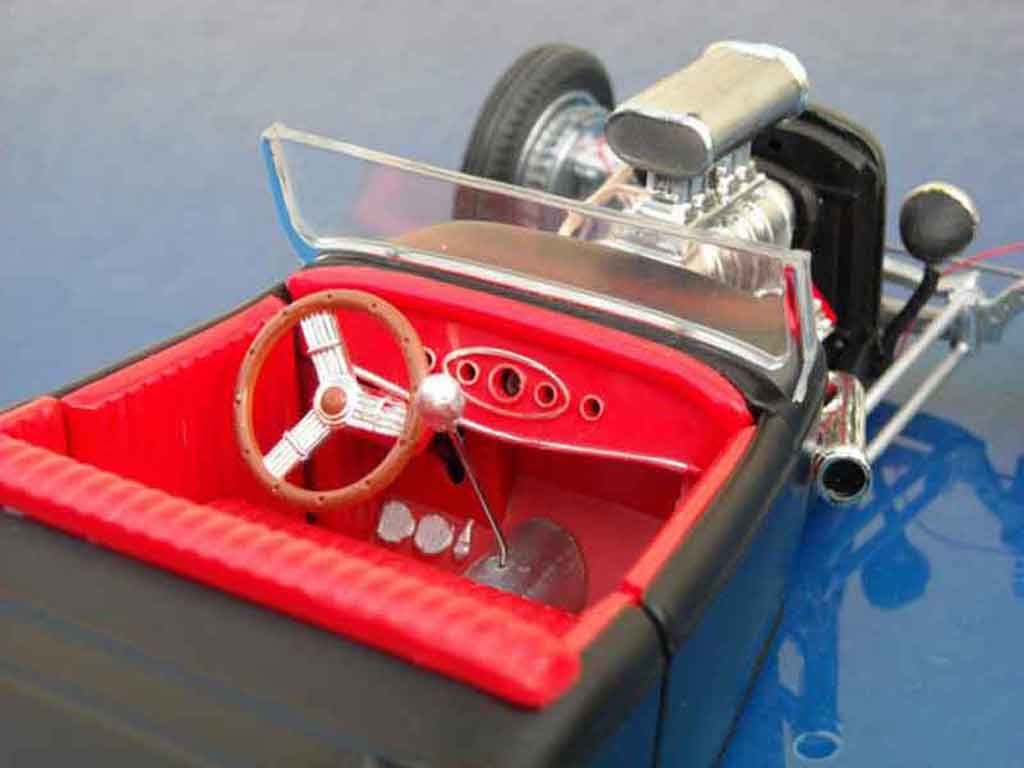 Ford 1932 Hot Rod drag zwart 1/18 Ertl