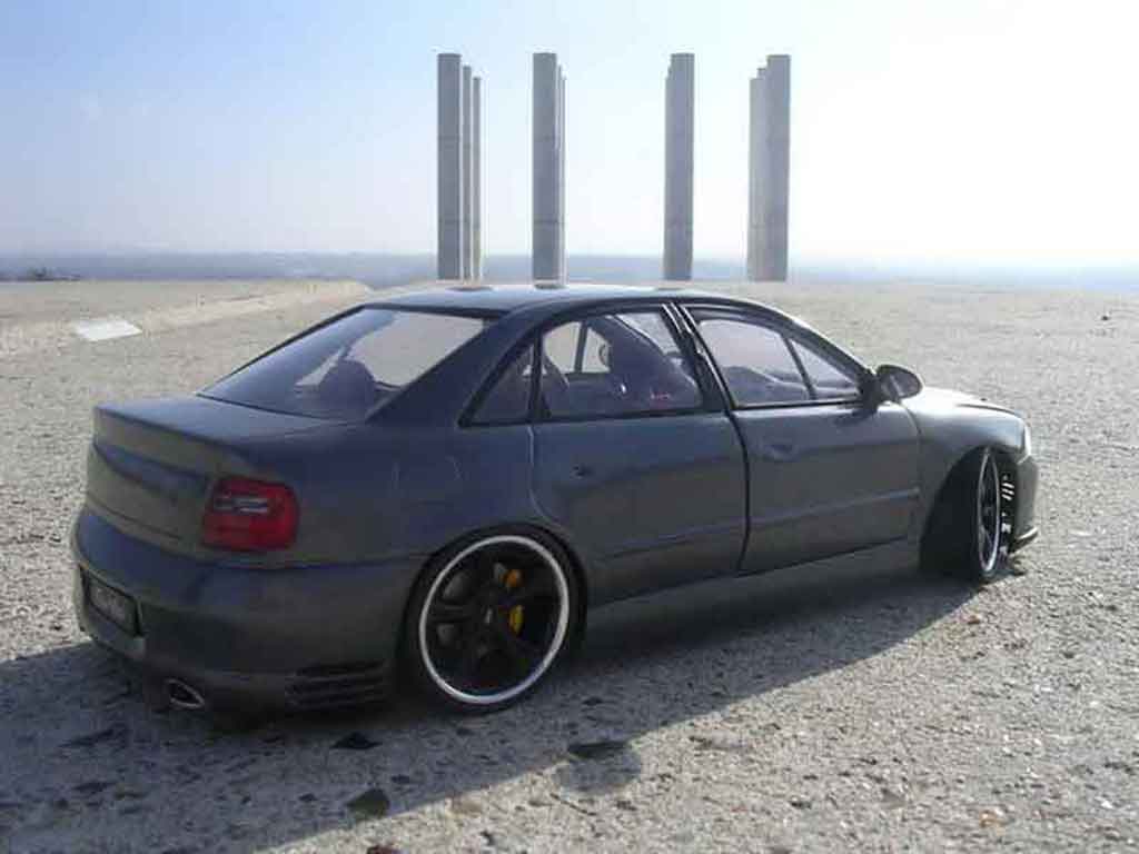 Audi A4 berline rs turbo techart grijs anthracite 1/18 Ut Models