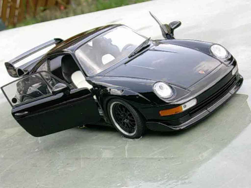 Porsche 911 GT2 zwart evo 1/18 Ut Models