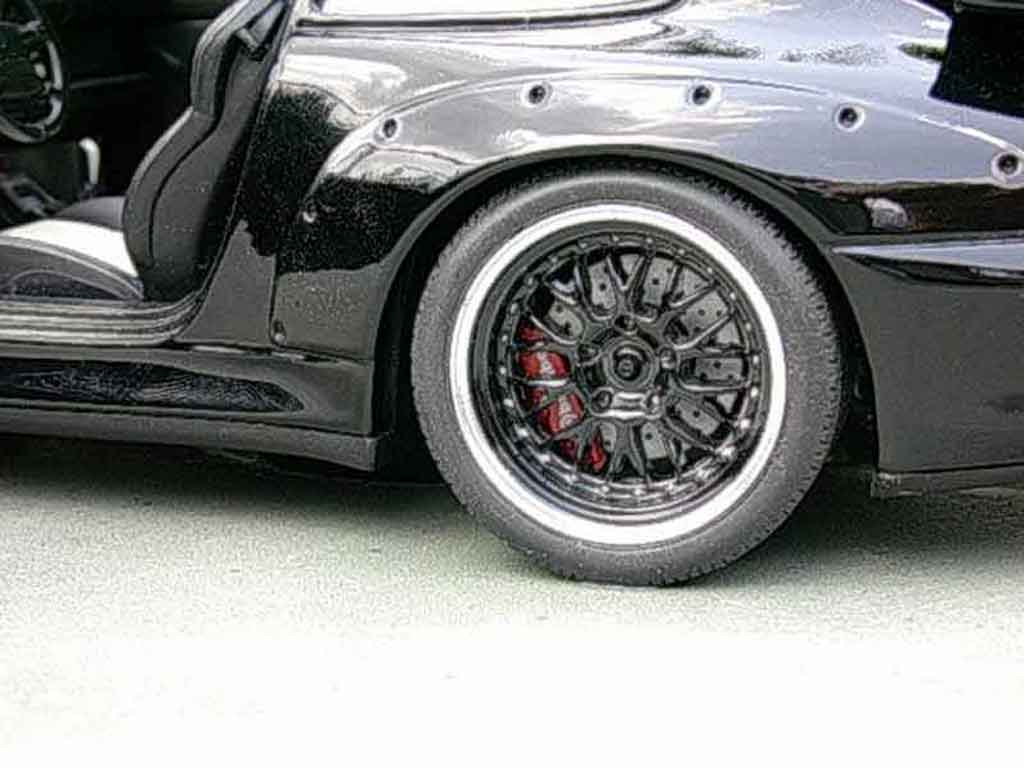 Porsche 911 GT2 zwart evo 1/18 Ut Models