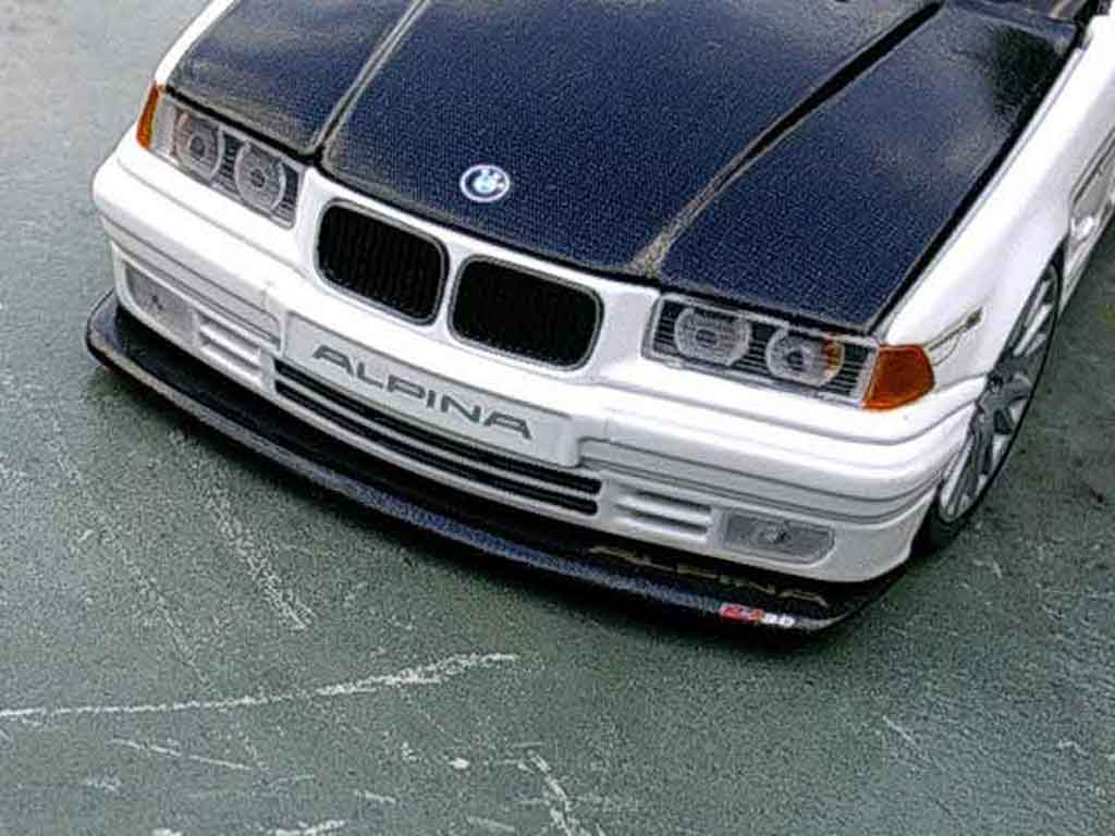 Alpina B3 berline E36 alpina b3 1/18 Ut Models