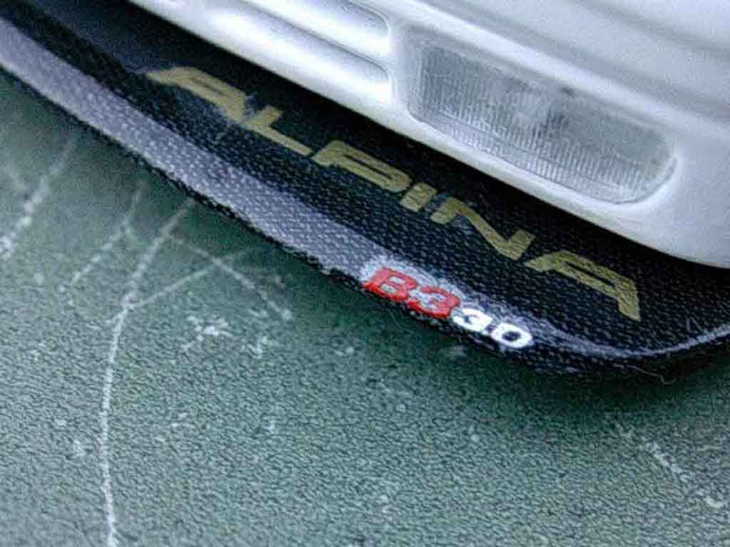 Alpina B3 berline E36 alpina b3 1/18 Ut Models