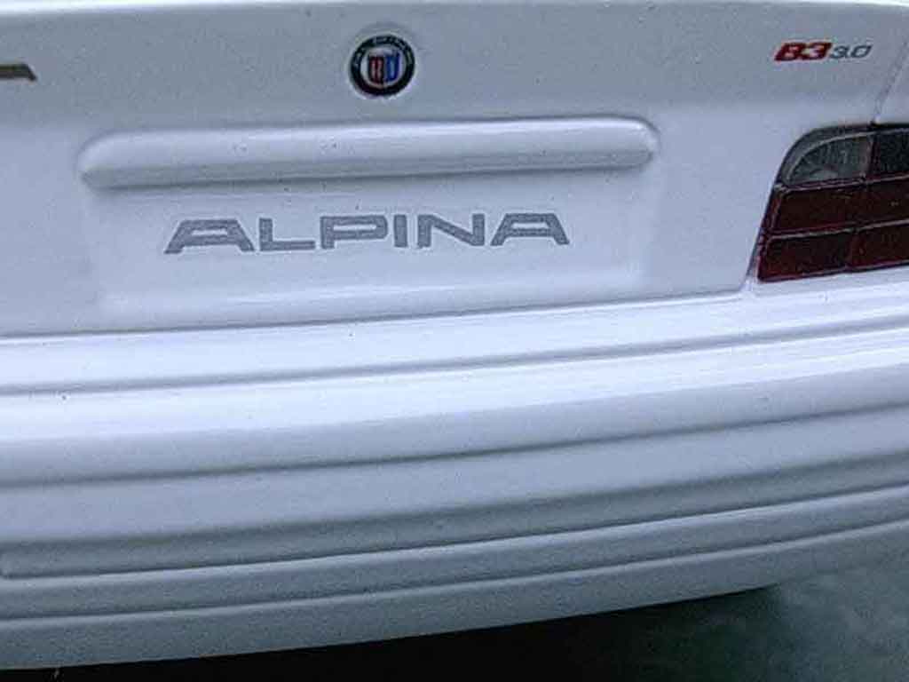 Alpina B3 berline E36 alpina b3 1/18 Ut Models