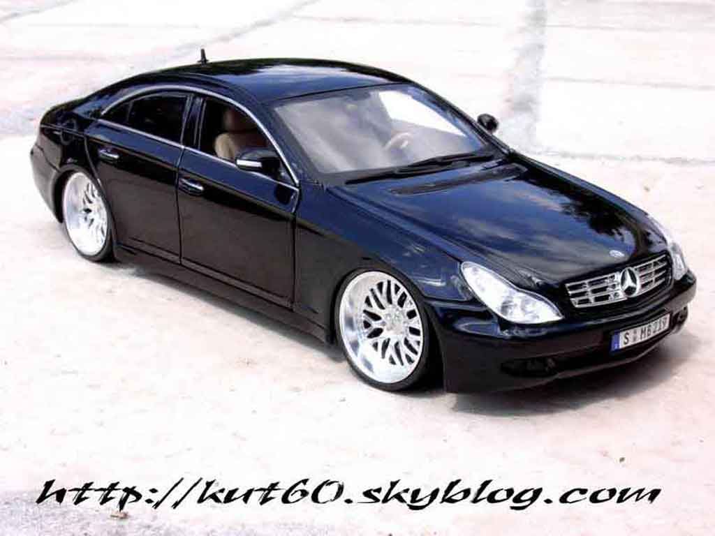 Mercedes Classe CLS Base german look 1/18 Maisto